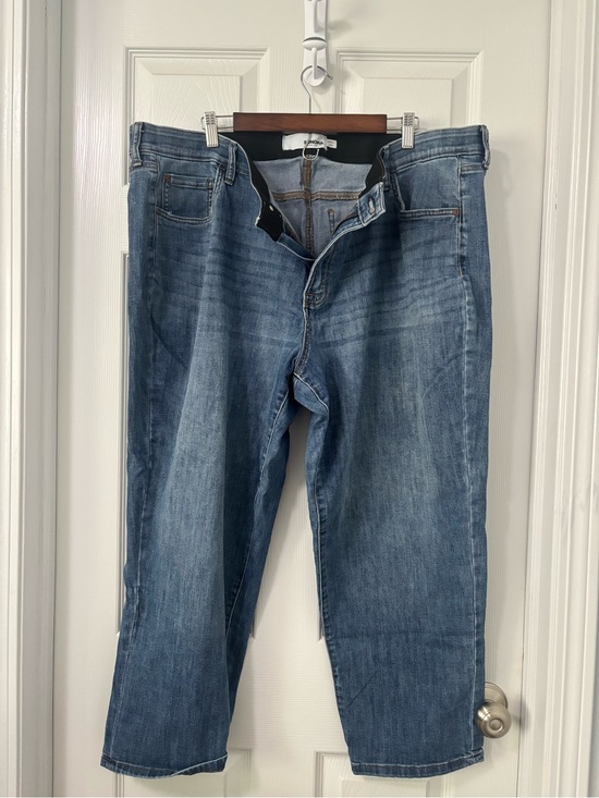 Sonoma Denim - Sonoma women’s Medium Blue Straight Jeans